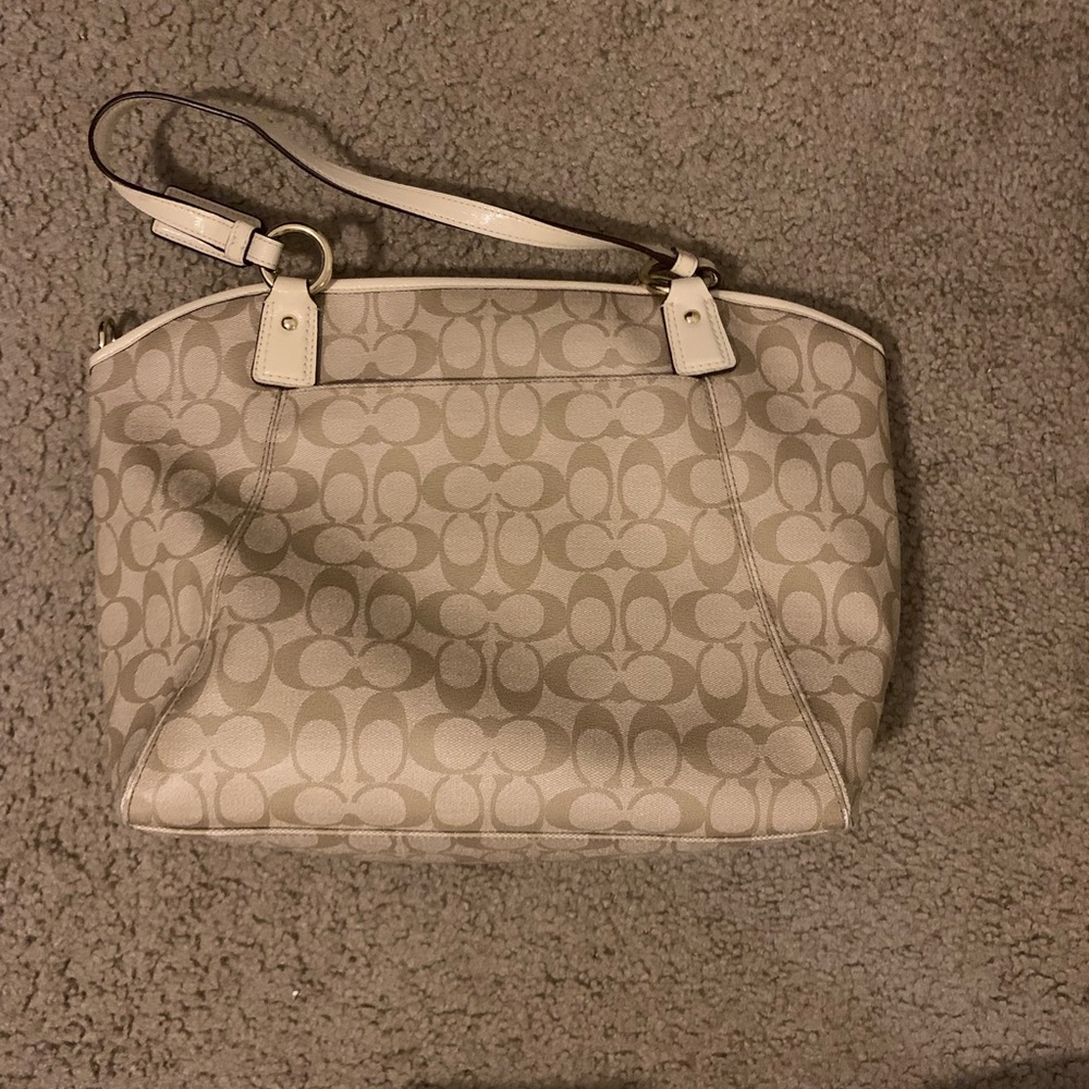 Coach purse - Picture 3 of 6
